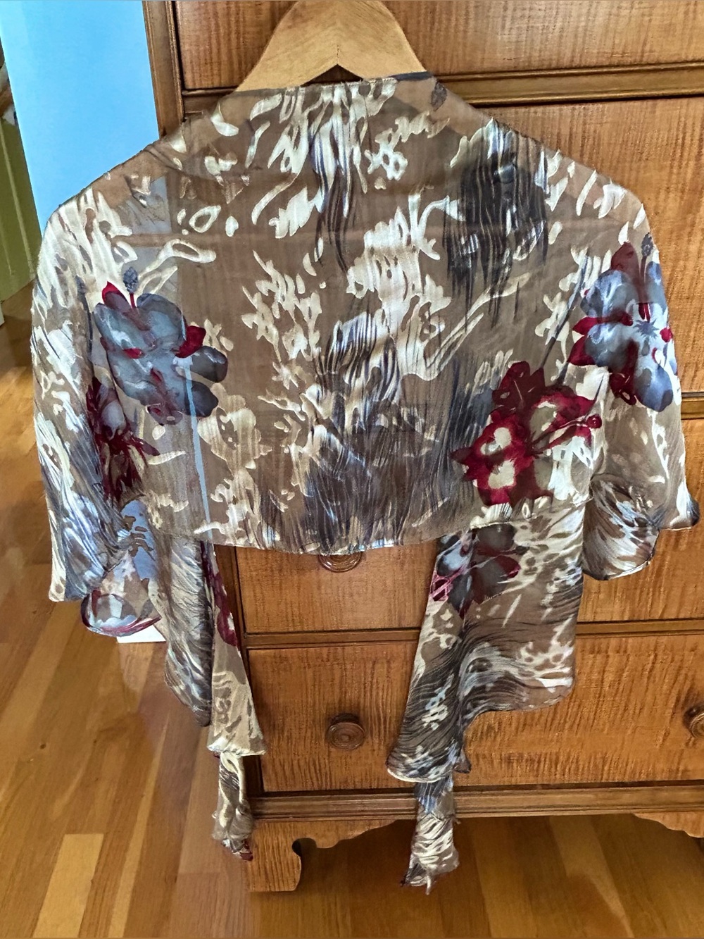 SIMPLY SILK Taupe Floral Dress with Red and Gray Accents, Matching Shawl, Large. - Picture 4 of 10